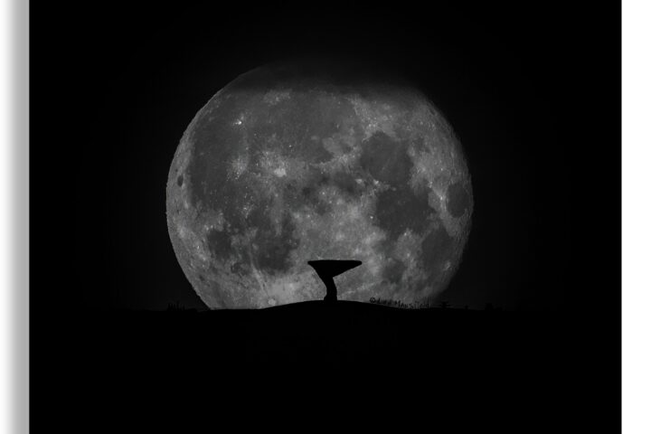 Singing Ringing Tree Moon Burnley - ©Lee Mansfield