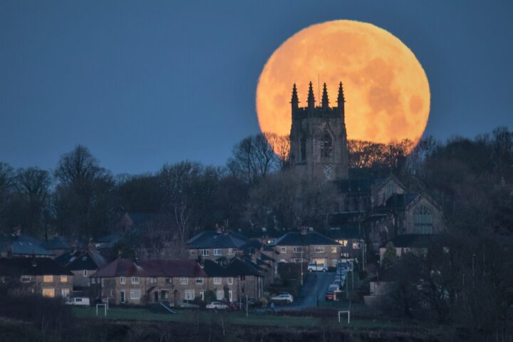 Moonset Taken 2.3 mile away with the Moon setting over St Thomas, Hepstonstall, Hebden Bridge